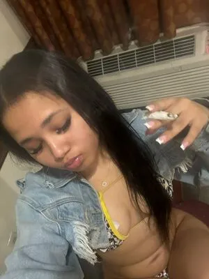 Putemignonne OnlyFans Leaked Free Thumbnail Picture - #KjpfPAFIxA