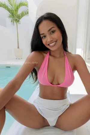 Putri Cinta OnlyFans Leaked Free Thumbnail Picture - #hd7MkozaF7