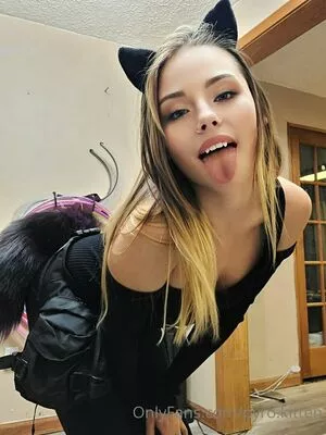 Pyro Kitten OnlyFans Leaked Free Thumbnail Picture - #nmlneo8df1
