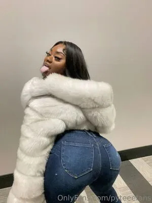 Pyteeefans OnlyFans Leaked Free Thumbnail Picture - #6ihJCZpM3J