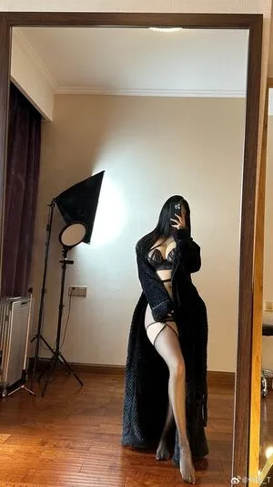QiaoniuTT OnlyFans Leaked Free Thumbnail Picture - #x3gg9QLrib