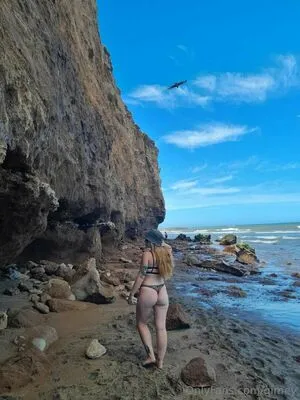 Qimey OnlyFans Leaked Free Thumbnail Picture - #unB5g6ccxn