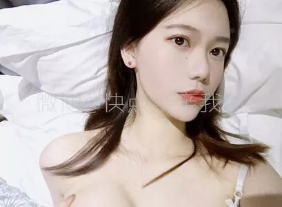 Qinqinwoya OnlyFans Leaked Free Thumbnail Picture - #4gWhq1a7uW