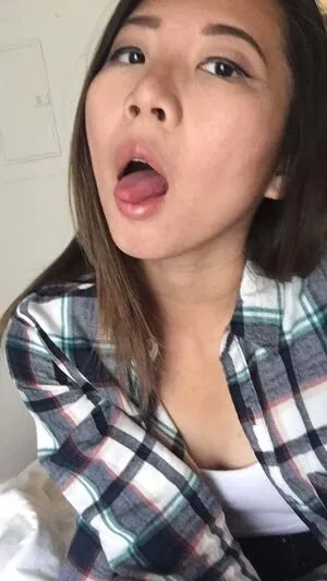 Qiwei OnlyFans Leaked Free Thumbnail Picture - #yEM10V4AnZ