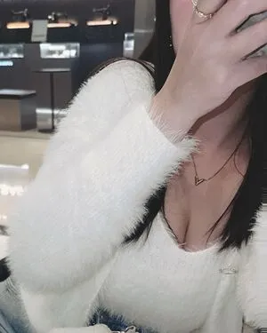 Qqt OnlyFans Leaked Free Thumbnail Picture - #1iFZ7wp3am