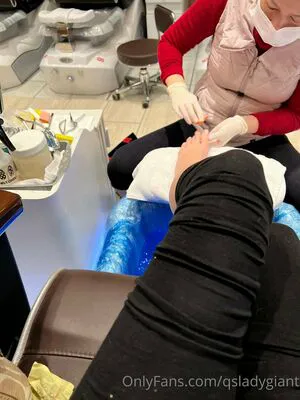 Qsladygiant OnlyFans Leaked Free Thumbnail Picture - #KFMQnQKcfs