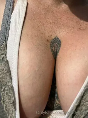 Qsladygiant OnlyFans Leaked Free Thumbnail Picture - #nX3a9jmQr0