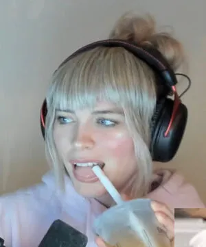 Qtcinderella OnlyFans Leaked Free Thumbnail Picture - #BOTIc0NWTN