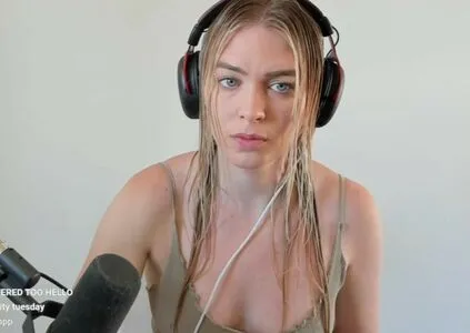 Qtcinderella OnlyFans Leaked Free Thumbnail Picture - #LOQTBNnwFB