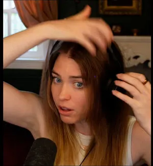 Qtcinderella OnlyFans Leaked Free Thumbnail Picture - #Y6cyVinRF8