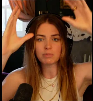 Qtcinderella OnlyFans Leaked Free Thumbnail Picture - #cl6L8pitrt