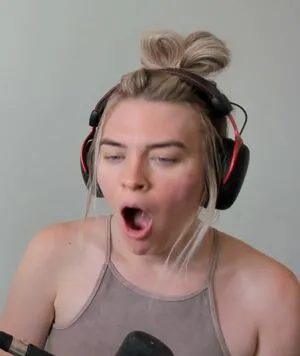 Qtcinderella OnlyFans Leaked Free Thumbnail Picture - #e2pOzic69v