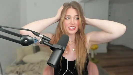Qtcinderella OnlyFans Leaked Free Thumbnail Picture - #rPqCPkD3ts