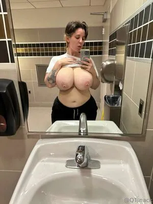 Qtsnack OnlyFans Leaked Free Thumbnail Picture - #V9O4XDIbAG