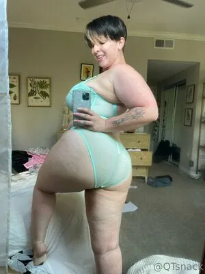 Qtsnackirl OnlyFans Leaked Free Thumbnail Picture - #4EFbu2QIgq