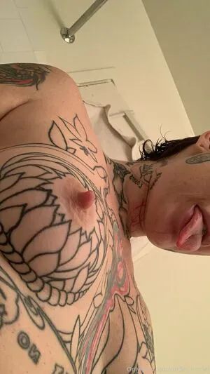Quad Awful OnlyFans Leaked Free Thumbnail Picture - #2GAenW9TQS