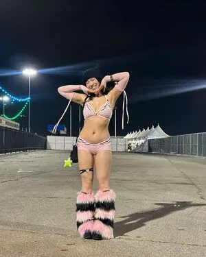 Quarterjade OnlyFans Leaked Free Thumbnail Picture - #1jFfTZTLiR