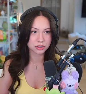 Quarterjade OnlyFans Leaked Free Thumbnail Picture - #9WQUKD4Mhm