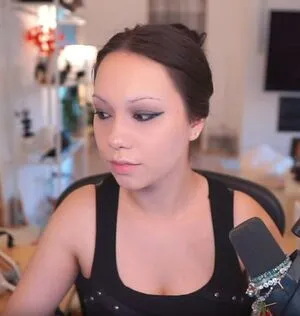 Quarterjade OnlyFans Leaked Free Thumbnail Picture - #9ifVHt8CLb