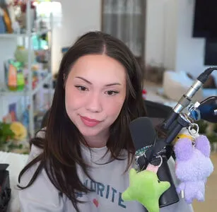 Quarterjade OnlyFans Leaked Free Thumbnail Picture - #N9bxUWHM30