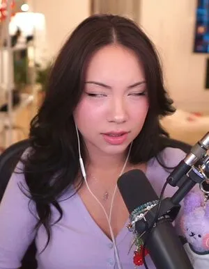 Quarterjade OnlyFans Leaked Free Thumbnail Picture - #RRlDZGN1S4