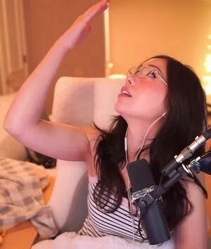 Quarterjade OnlyFans Leaked Free Thumbnail Picture - #SBnK2Xub4L