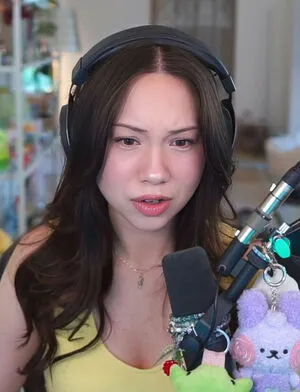 Quarterjade OnlyFans Leaked Free Thumbnail Picture - #cLSGaDPwpD