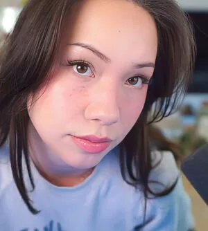 Quarterjade OnlyFans Leaked Free Thumbnail Picture - #d5iZa4rs2S