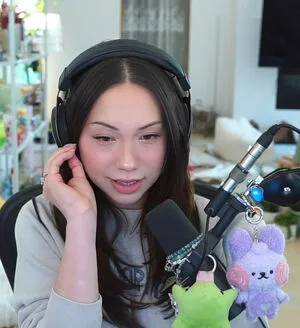 Quarterjade OnlyFans Leaked Free Thumbnail Picture - #kibUlDQf4l