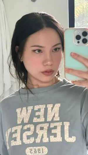 Quarterjade OnlyFans Leaked Free Thumbnail Picture - #mdEyG4knvA