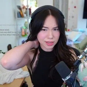 Quarterjade OnlyFans Leaked Free Thumbnail Picture - #wXUEZaTq28