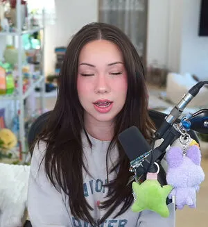 Quarterjade OnlyFans Leaked Free Thumbnail Picture - #yMWKP0zcI5