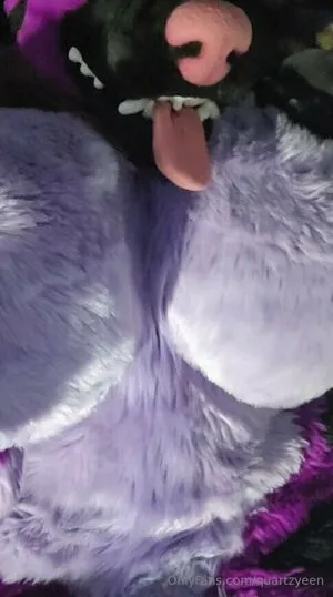 Quartzyeen OnlyFans Leaked Free Thumbnail Picture - #9C5mnD6AXS