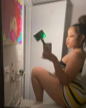 Quee2yu OnlyFans Leaked Free Thumbnail Picture - #TgLXa4aSlo