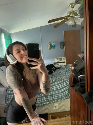 Queeeenmarieee OnlyFans Leaked Free Thumbnail Picture - #Z5ATU5vZk1