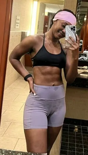 Queen Aminata OnlyFans Leaked Free Thumbnail Picture - #8kI6OoSjpj