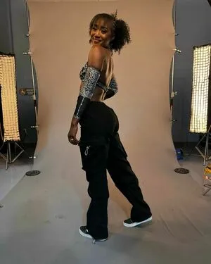 Queen Aminata OnlyFans Leaked Free Thumbnail Picture - #z6fbJgIi0y