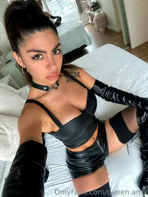 Queen Amy OnlyFans Leaked Free Thumbnail Picture - #NLqYTaDX7L