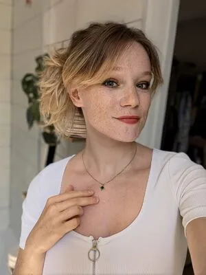 Queen Arina OnlyFans Leaked Free Thumbnail Picture - #2SjzRk4beR