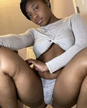 Queen Arri OnlyFans Leaked Free Thumbnail Picture - #xdRe9mutRO