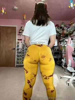 Queen D OnlyFans Leaked Free Thumbnail Picture - #i8XsCj0bzI