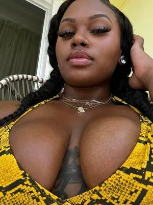 Queen Dlish OnlyFans Leaked Free Thumbnail Picture - #0TnNUInLZU