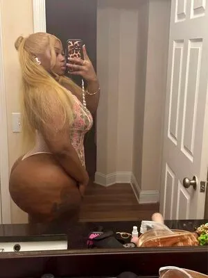 Queen Dlish OnlyFans Leaked Free Thumbnail Picture - #wOzLak2xQx