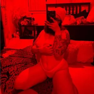 Queen H OnlyFans Leaked Free Thumbnail Picture - #swhQjiwEit