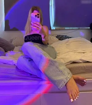 Queen Lurelia OnlyFans Leaked Free Thumbnail Picture - #ROPCBaDGUG