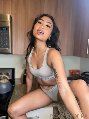 Queen Mai OnlyFans Leaked Free Thumbnail Picture - #LRLLJNGBDS