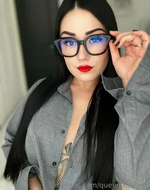 Queen Maryne OnlyFans Leaked Free Thumbnail Picture - #VeNJIst47Y