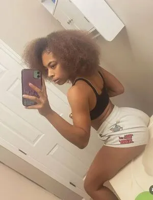 Queen Mya Tinymya OnlyFans Leaked Free Thumbnail Picture - #EBW3dS1SBj