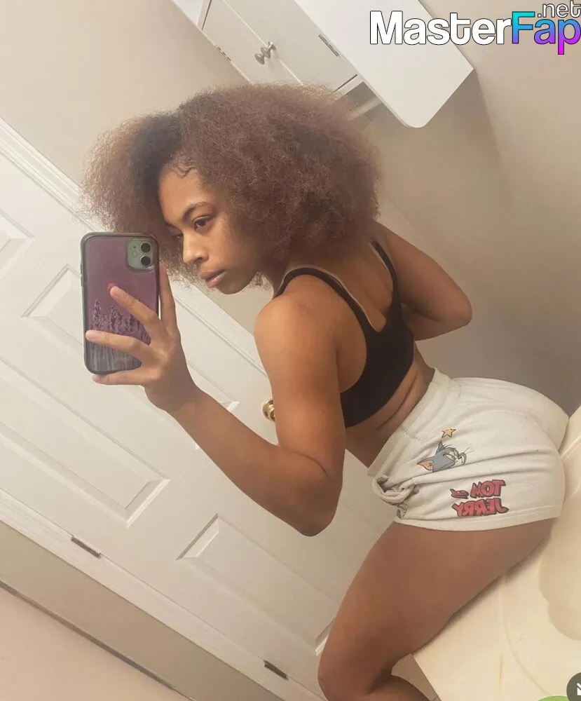 Queen.mya-Tinymya
