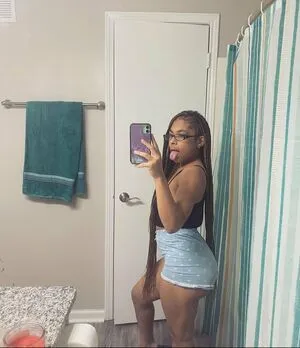 Queen Mya Tinymya OnlyFans Leaked Free Thumbnail Picture - #iHQEhb3InO